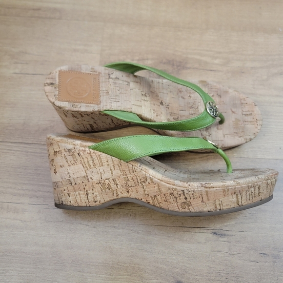 Tory Burch Suzy Green Leather Cork - Picture 4 of 11